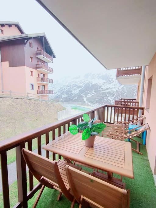 Superbe T2, à 100 mètres des pistes, piscine d'été Valmeinier Exterior foto